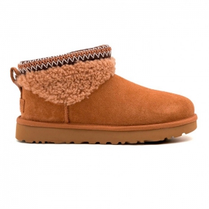 UGG Women's Ultra Mini Maxi Curly Boot - Chestnut